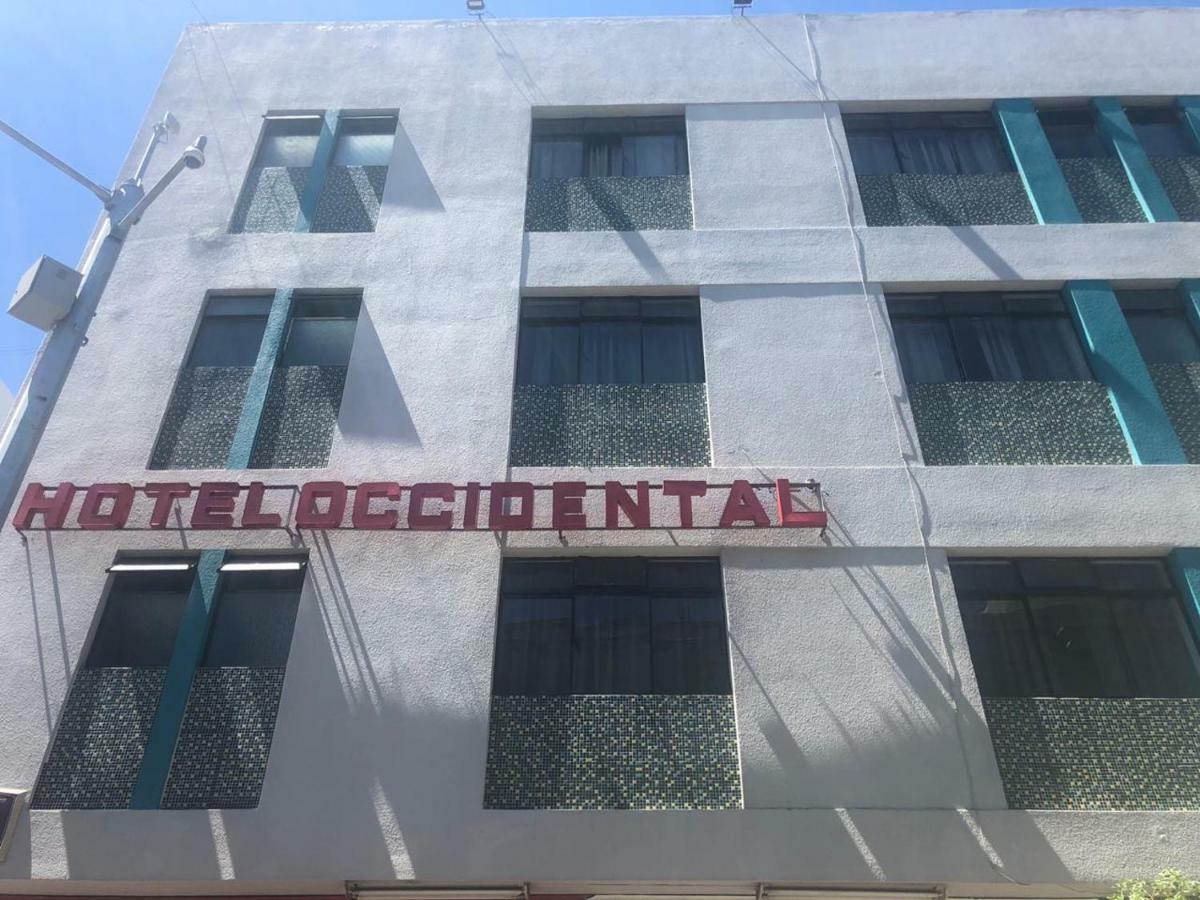 Hotel Occidental Гвадалахара Экстерьер фото