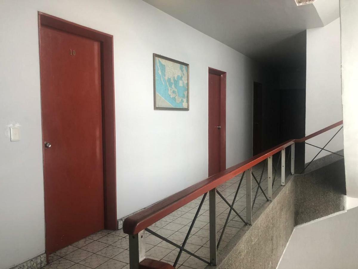 Hotel Occidental Гвадалахара Экстерьер фото